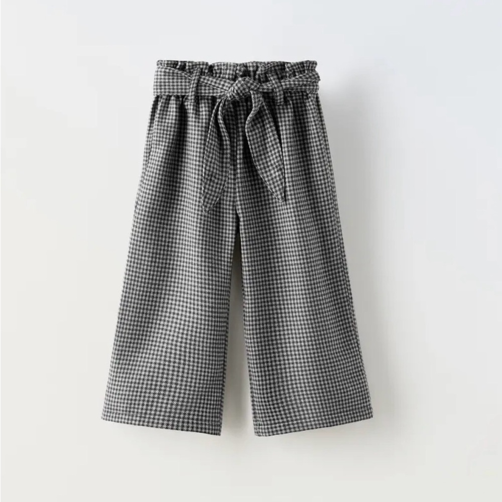 Zara kids CHECKERED SASH PANTS
Size 6